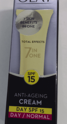 OLAY NATURAL AURA WHITE INSTANT GLOW RADIANT CREAM