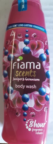 Fiama Showergel with Juniper & Gerenium