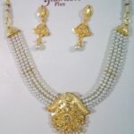 Pearl Necklace set with Earrings