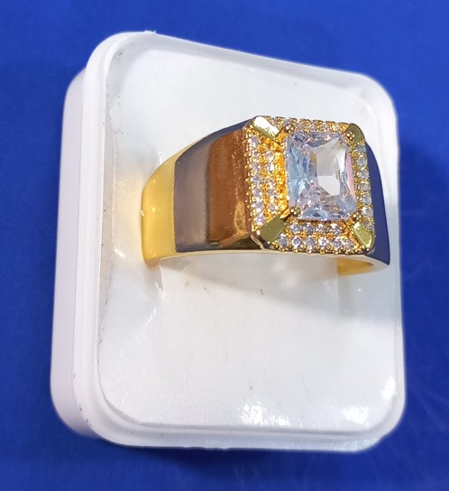 Finger ring gold plated with AD square shine for gents