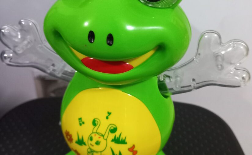 Electric Frog Toy for Age 3+